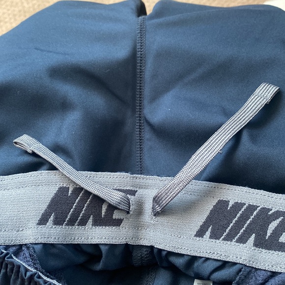 Men’s Nike joggers - Picture 9 of 9